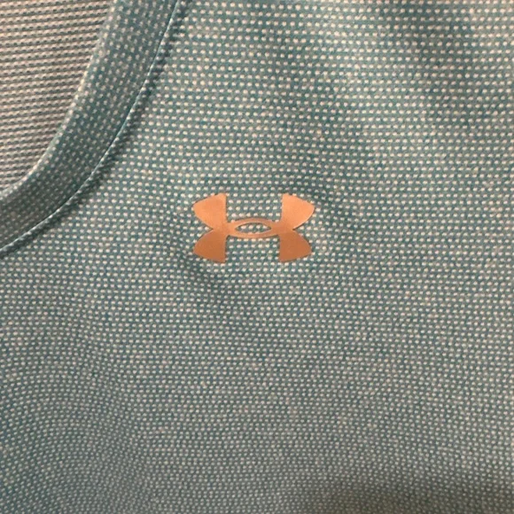 Women’s under armour v-neck athletic top size xs - Picture 3 of 4